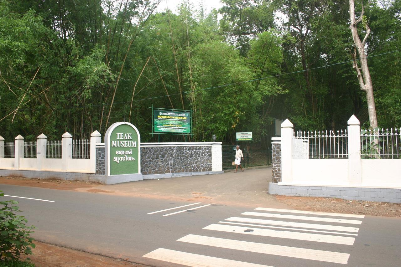 Hotel Aarya Bhavan Residency Malappuram Exterior foto